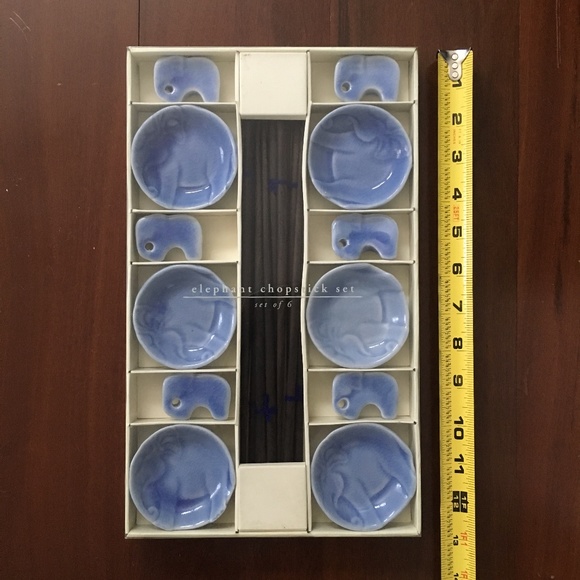 6 Elephant Chopsticks Set with Holders and Saucers - Picture 3 of 4